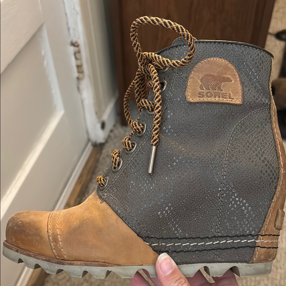Sorel Tan and Gray Wedge Boots